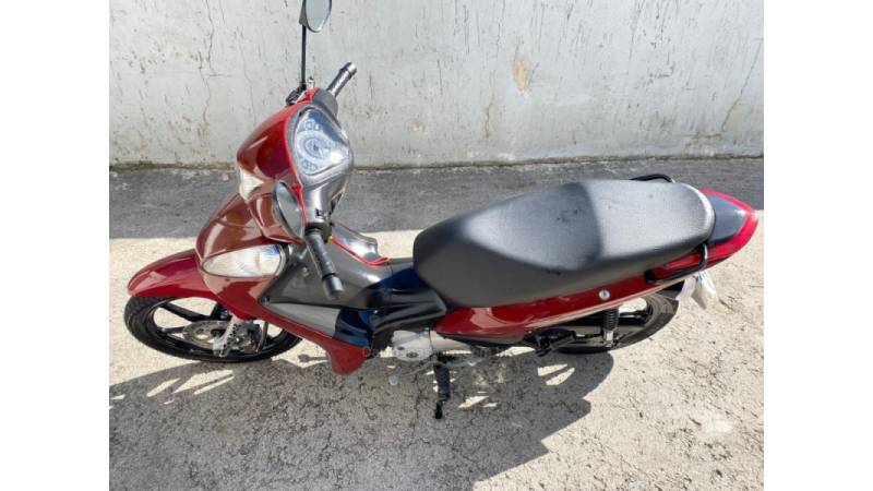 HONDA - BIZ 125 - 2013/2013 - Vermelha - R$ 12.500,00