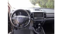 FORD - RANGER - 2017/2018 - Preta - R$ 114.900,00