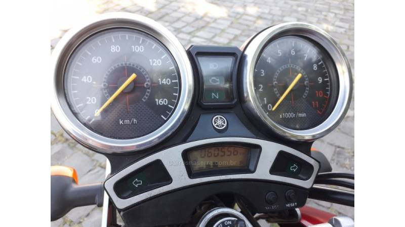 YAMAHA - FAZER - 2008/2008 - Vermelha - R$ 10.300,00