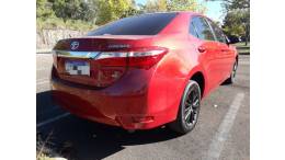 TOYOTA - COROLLA - 2016/2017 - Vermelha - Sob Consulta