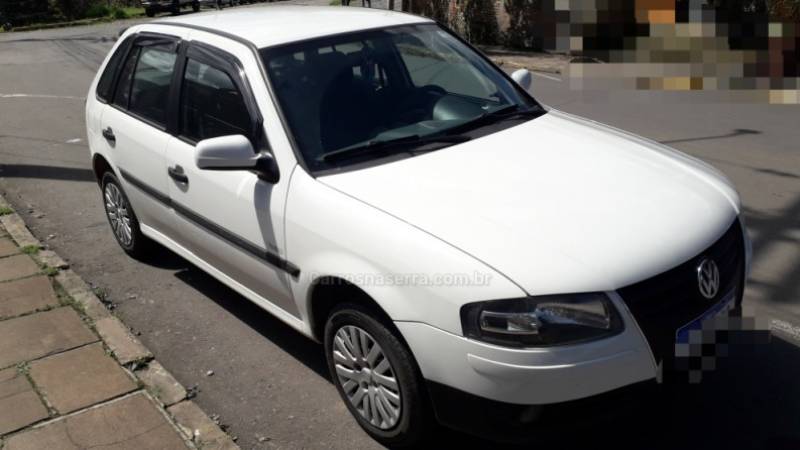 VOLKSWAGEN - GOL - 2013/2014 - Branca - R$ 30.500,00