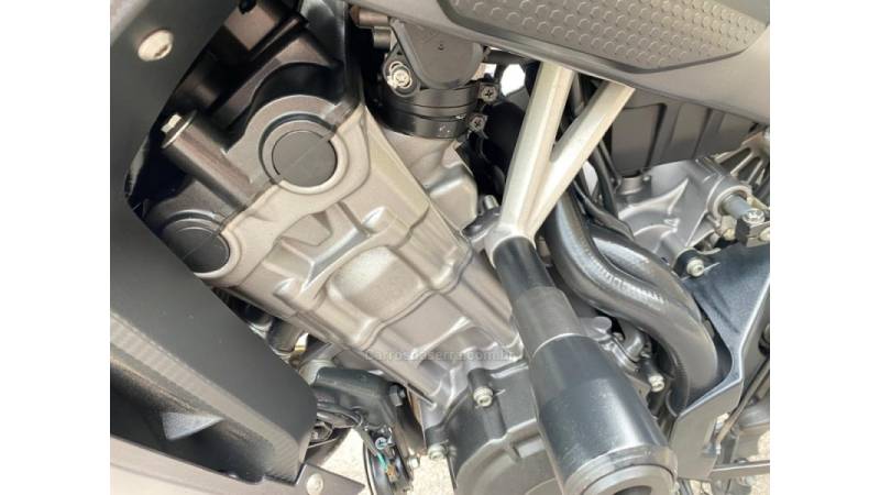 HONDA - CB 650 - 2015/2015 - Cinza - R$ 36.800,00