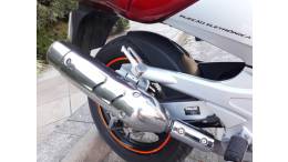 YAMAHA - FAZER - 2008/2008 - Vermelha - R$ 10.300,00
