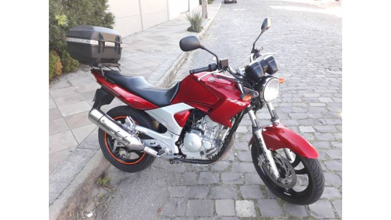 YAMAHA - FAZER - 2008/2008 - Vermelha - R$ 10.300,00