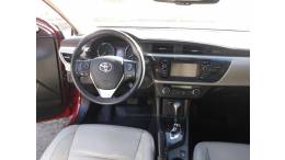 TOYOTA - COROLLA - 2016/2017 - Vermelha - Sob Consulta